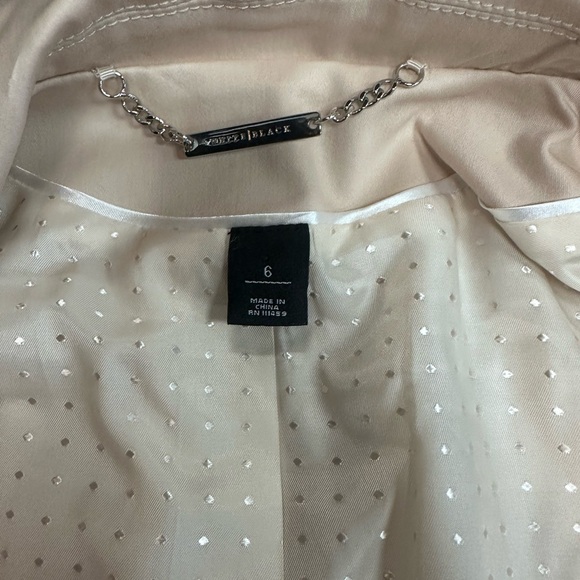 White Black Market,Elegant Cream Women's Blazer with Button Accents - Picture 7 of 12